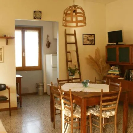 Apartment Polcanto I Castagni In Casa Colonica *